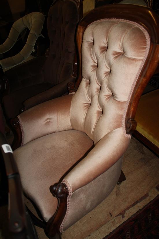 Victorian buttonback armchair